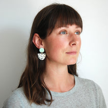Load image into Gallery viewer, RAPHAËLE EARRINGS // RAINDROPS