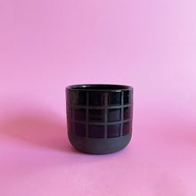 Load image into Gallery viewer, CUP // BLACK GRID